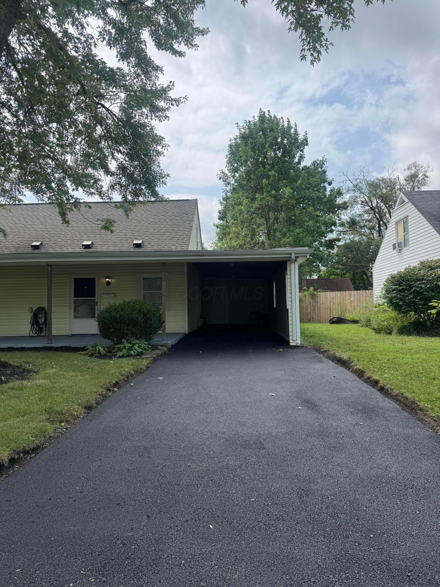 935 Duke Road Property Photo 31