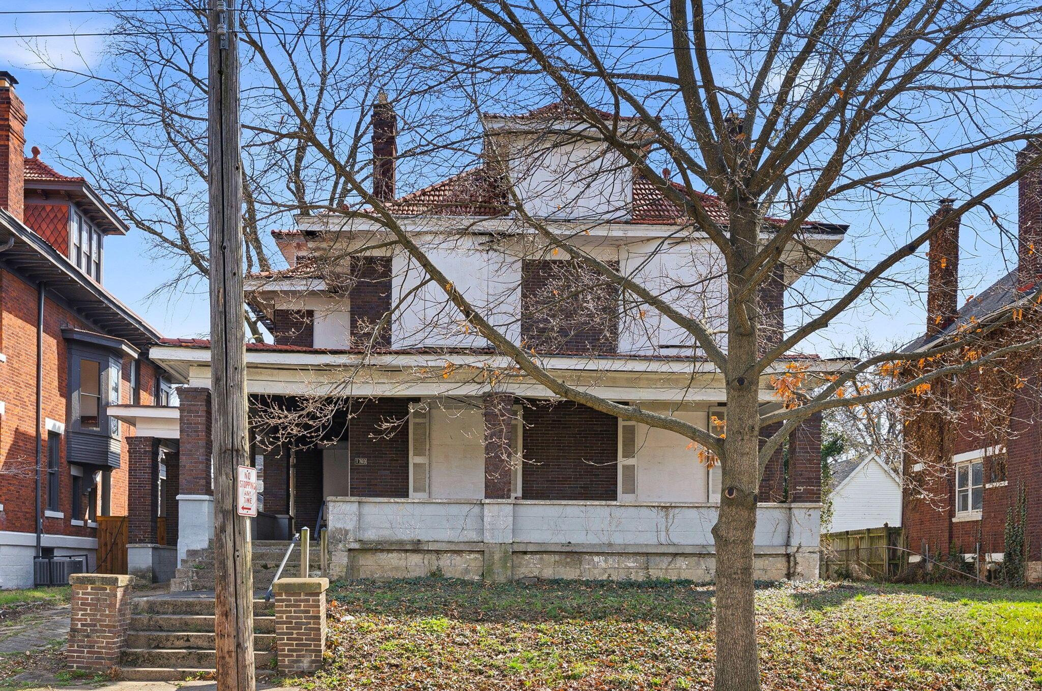 1703 Bryden Road Property Photo 2