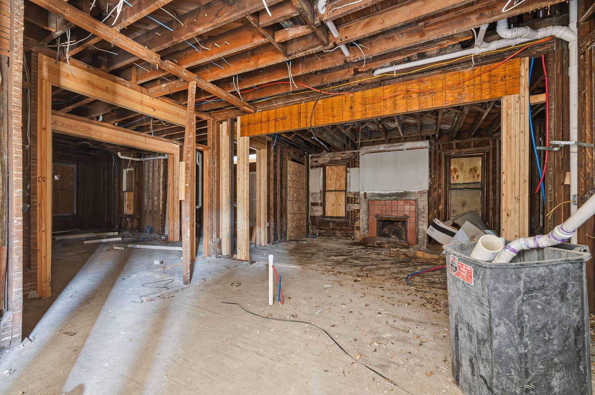 1703 Bryden Road Property Photo 7