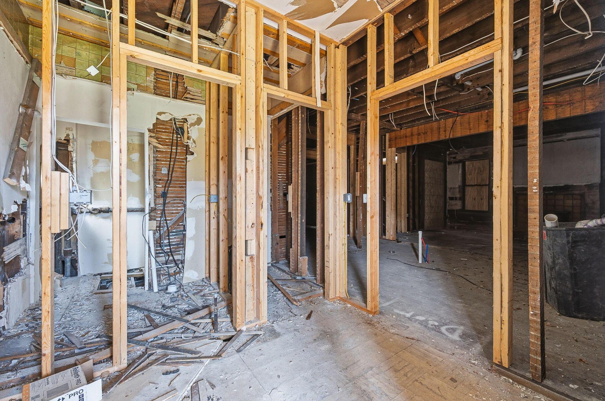 1703 Bryden Road Property Photo 8