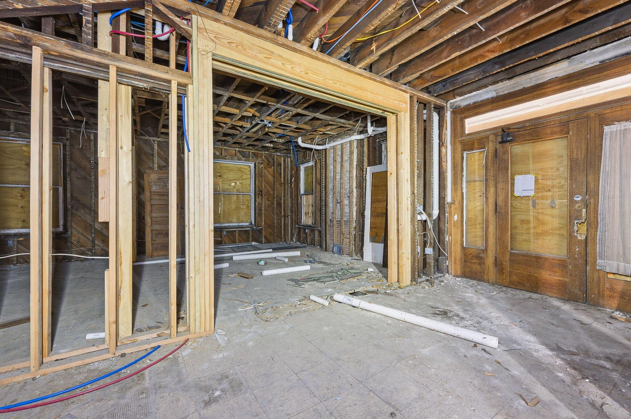 1703 Bryden Road Property Photo 11
