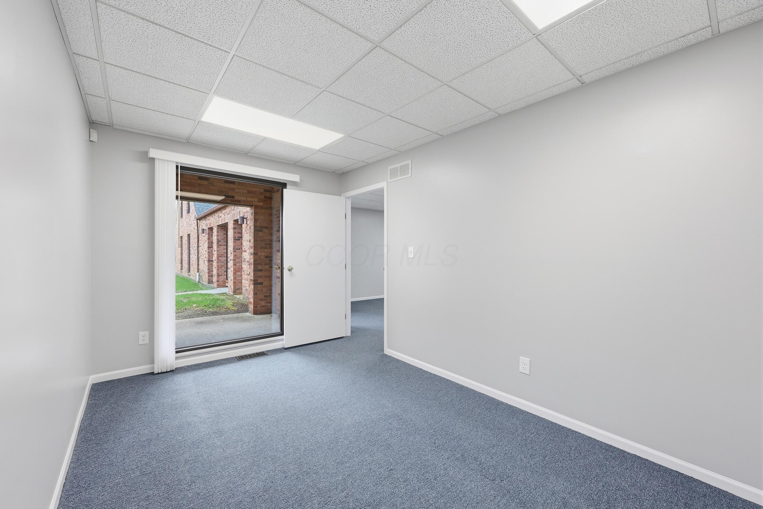 1291 Worthington Woods Boulevard Property Photo 13