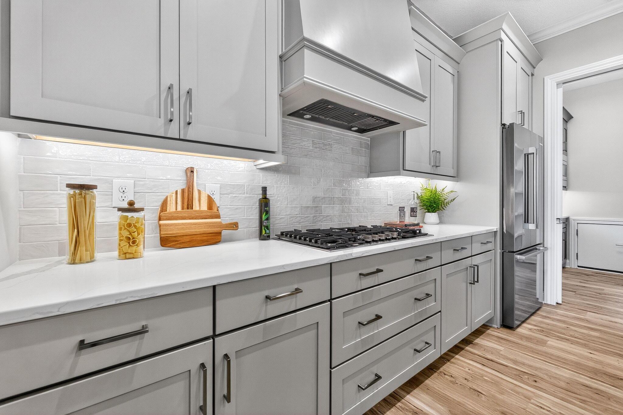 2599 Hackney Court Property Photo 4