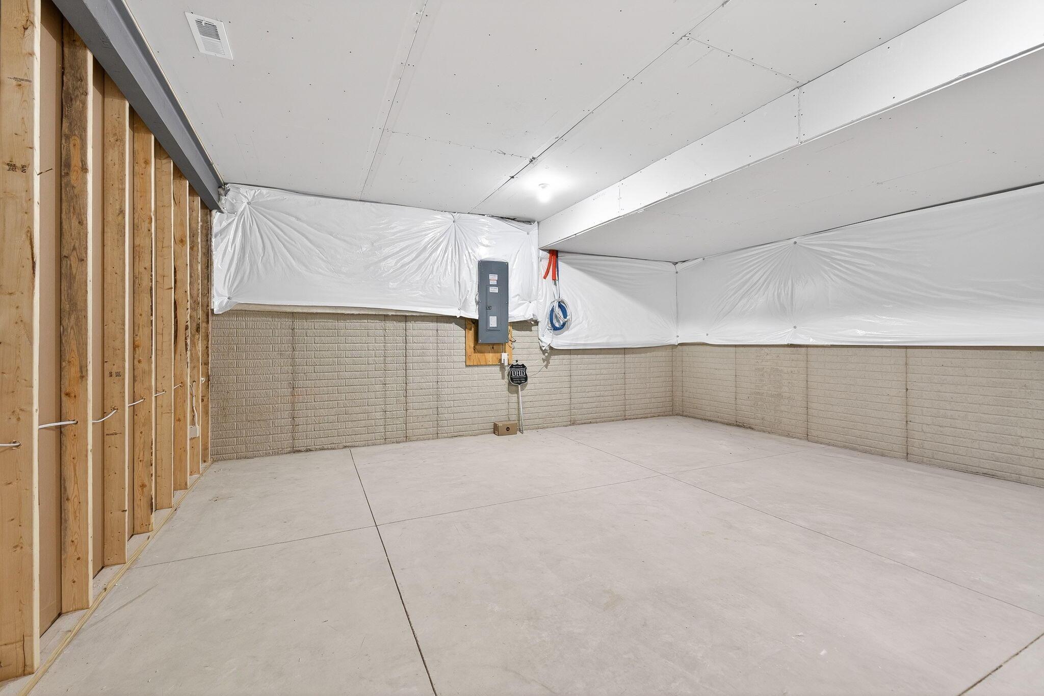 2599 Hackney Court Property Photo 57