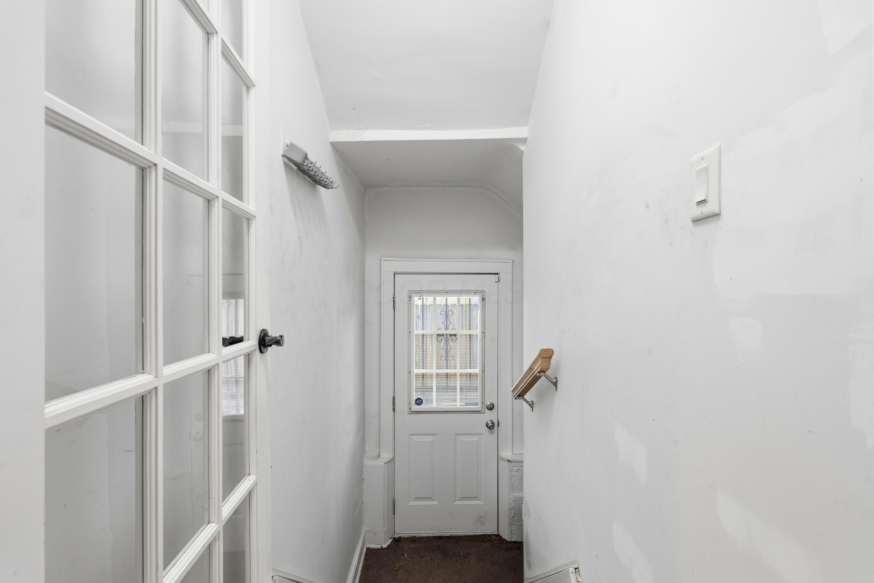 2282 Willamont Avenue Property Photo 19