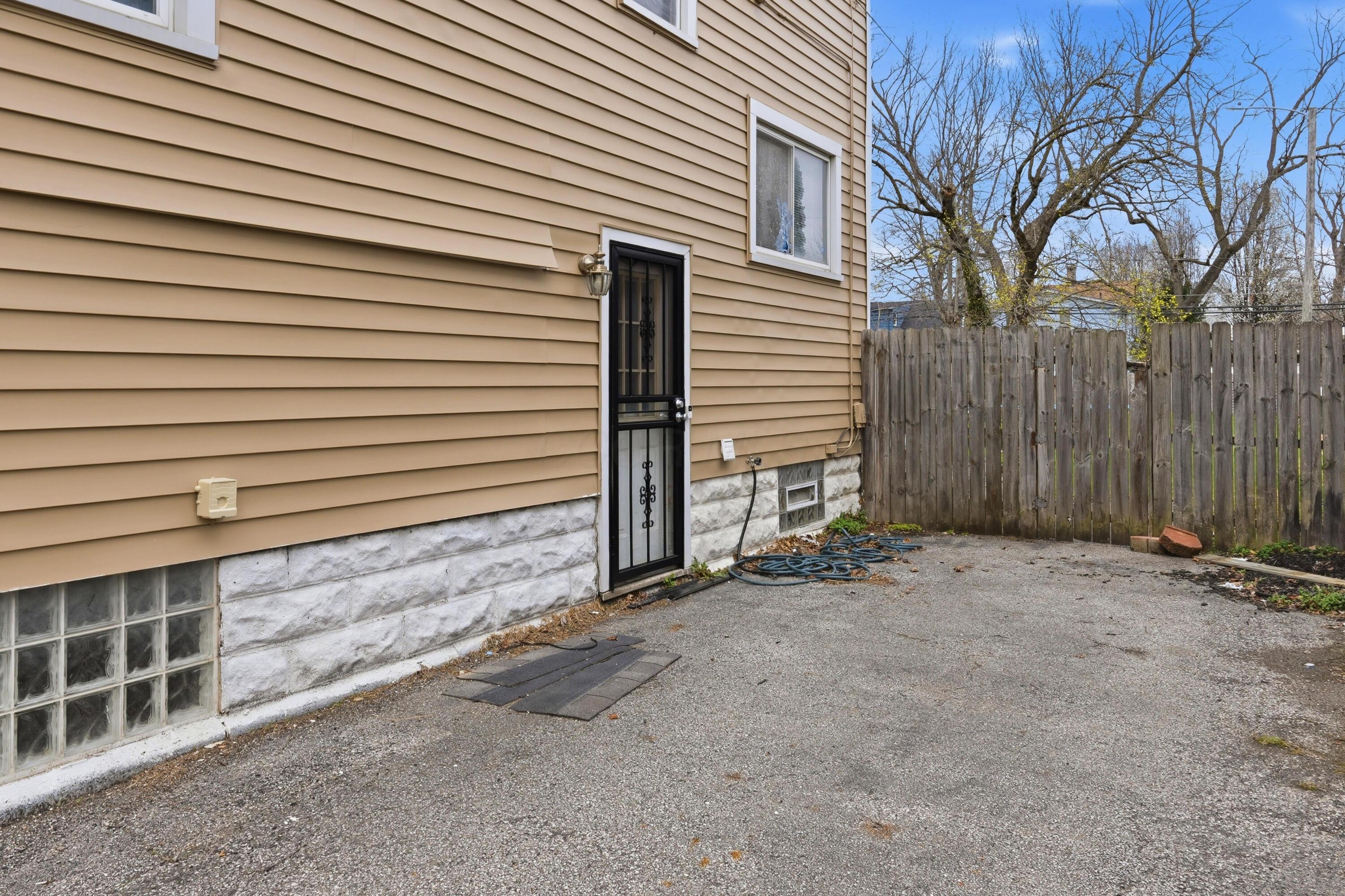 2282 Willamont Avenue Property Photo 22