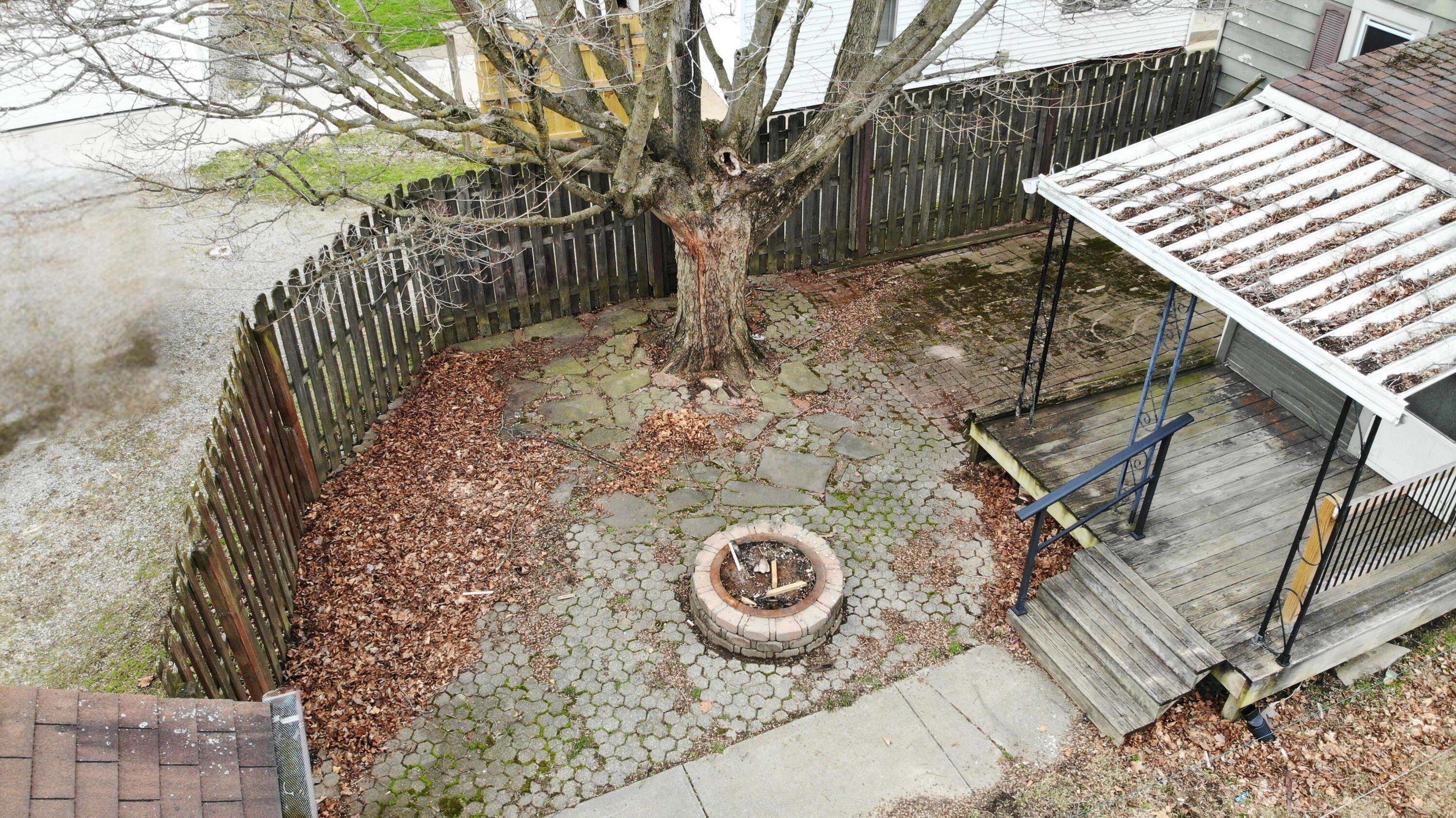74 E Whitney Avenue Property Photo 4