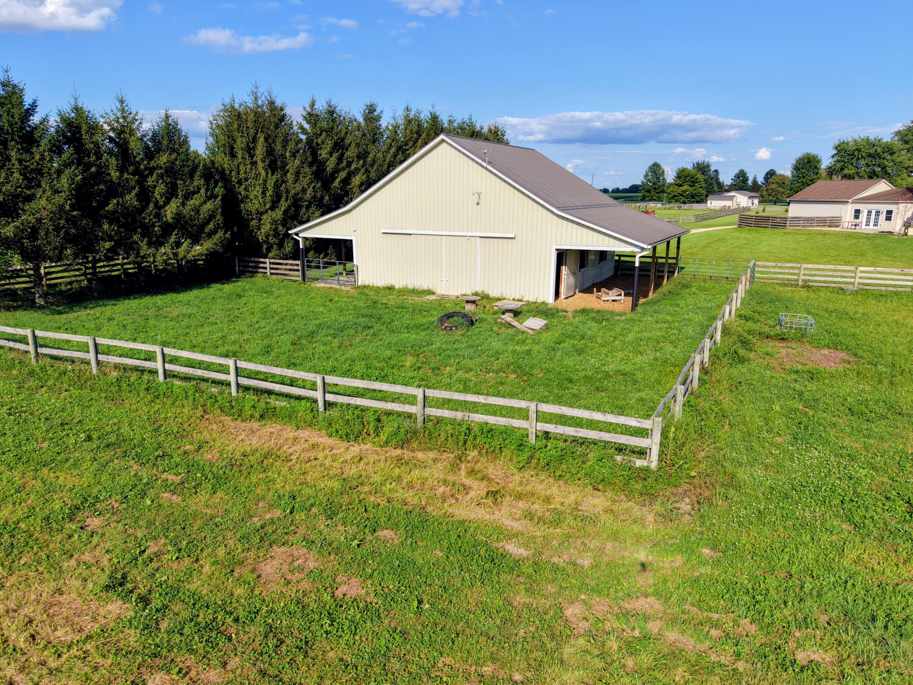2313 Horseshoe Road Property Photo 9