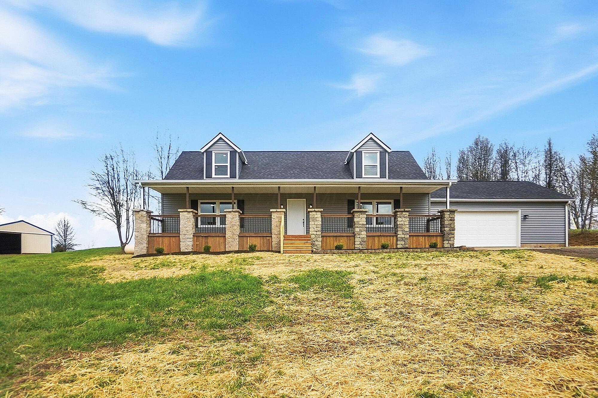 1881 Blayney Road Property Photo 2