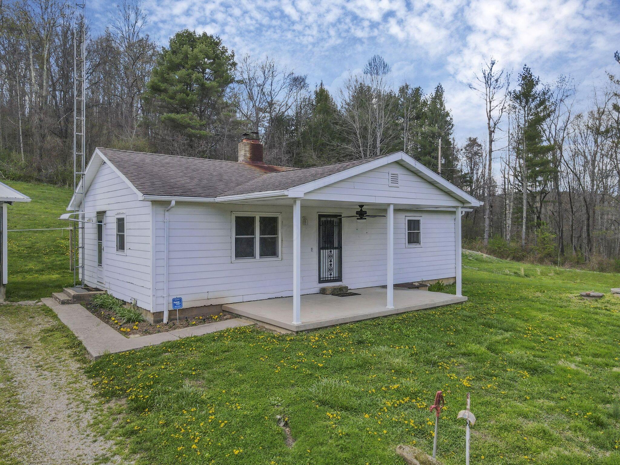 22497 State Route 93 S Property Photo 2