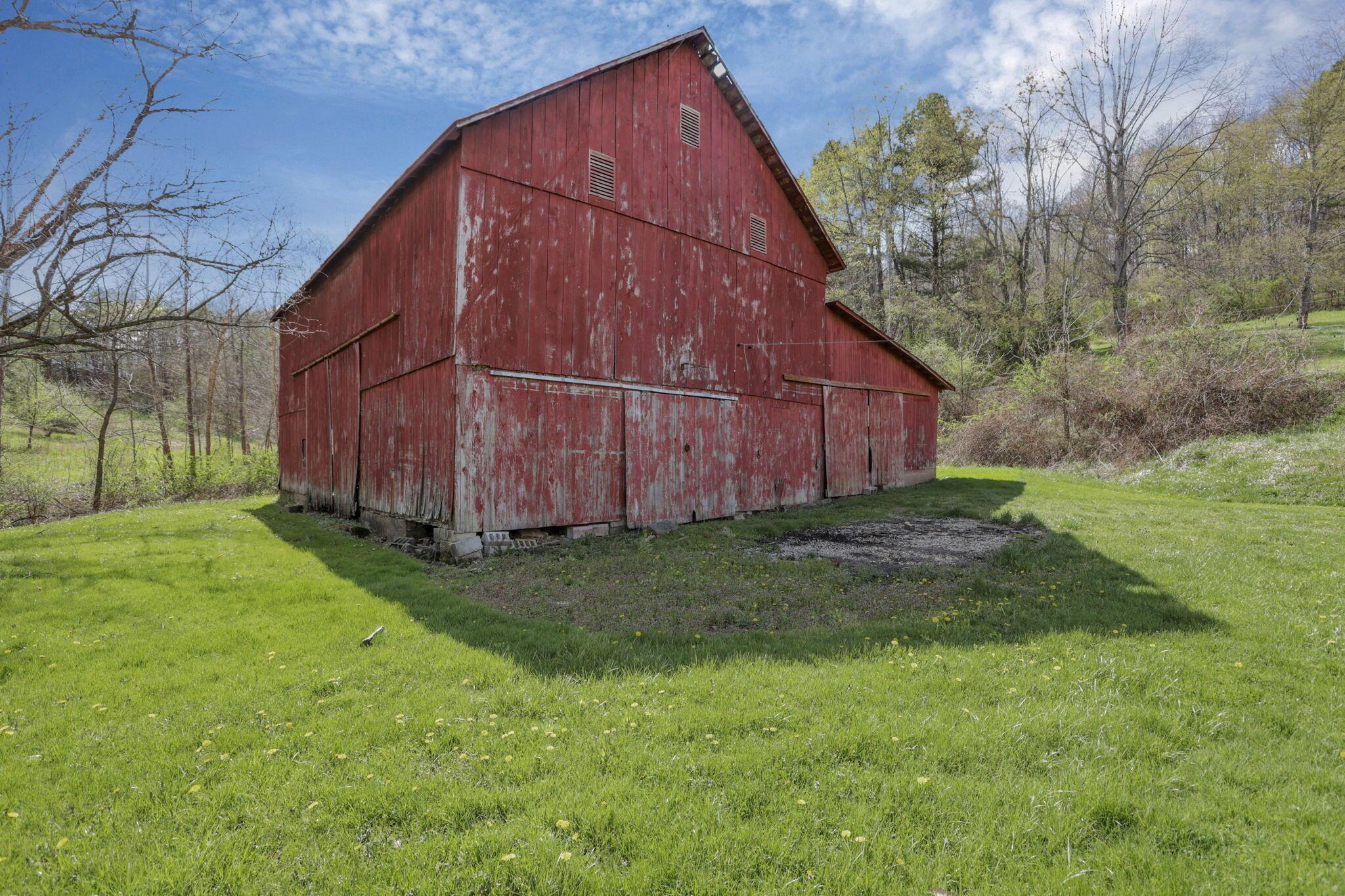 22497 State Route 93 S Property Photo 10