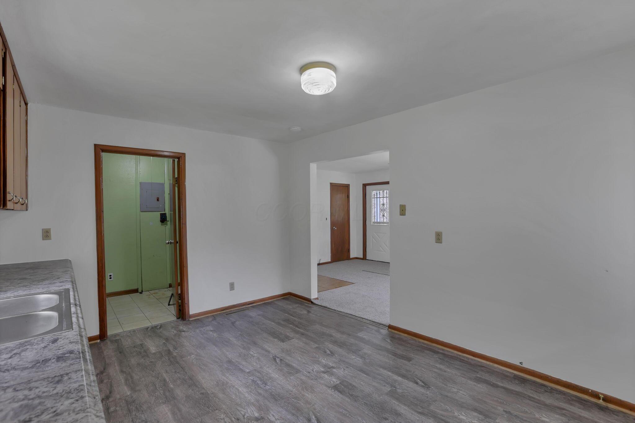 22497 State Route 93 S Property Photo 21