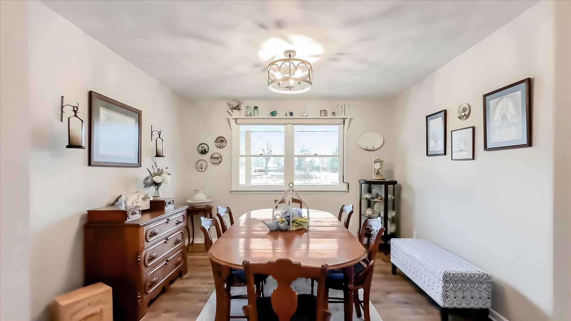 6625 S River Road Property Photo 12