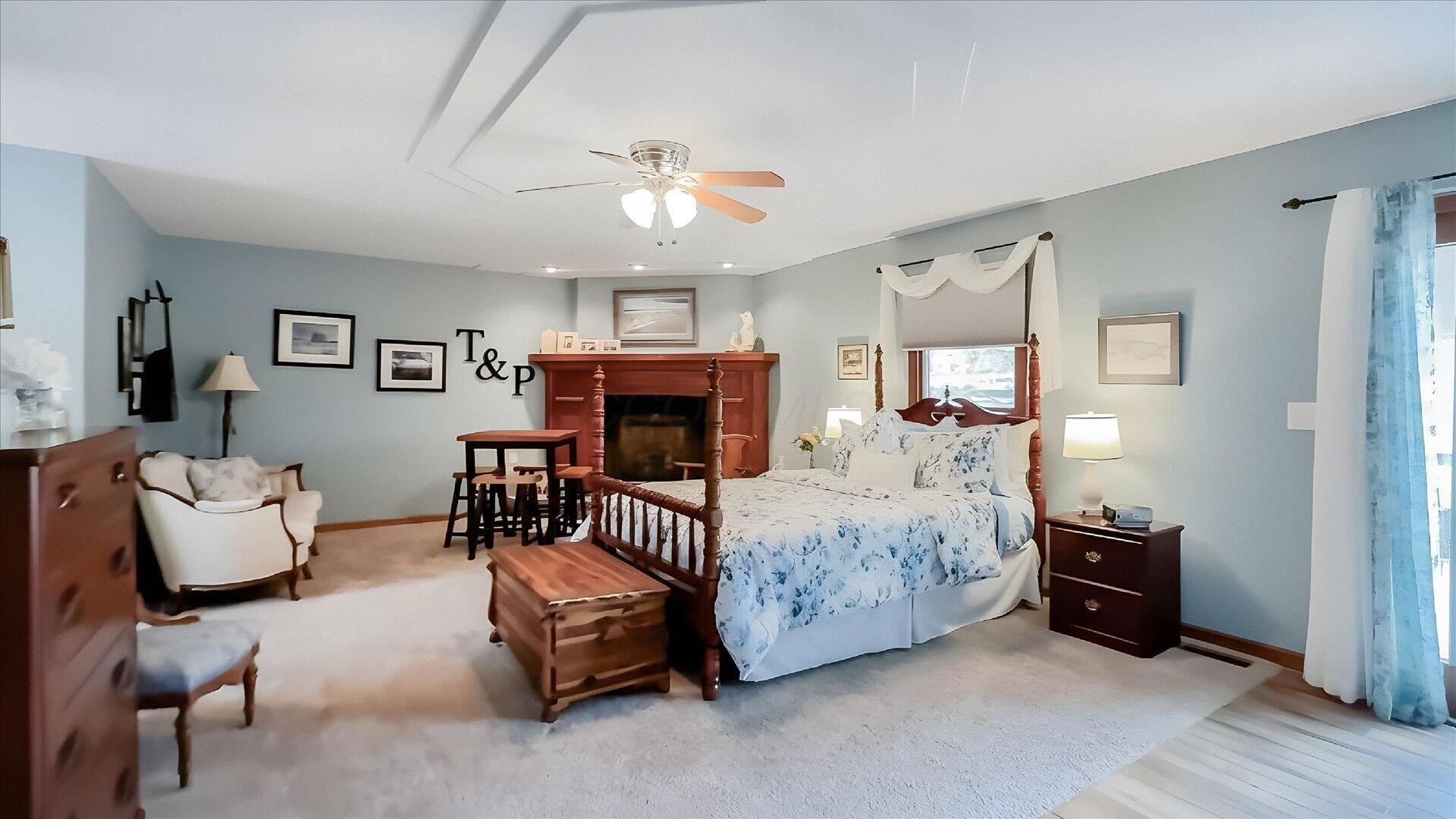 6625 S River Road Property Photo 14