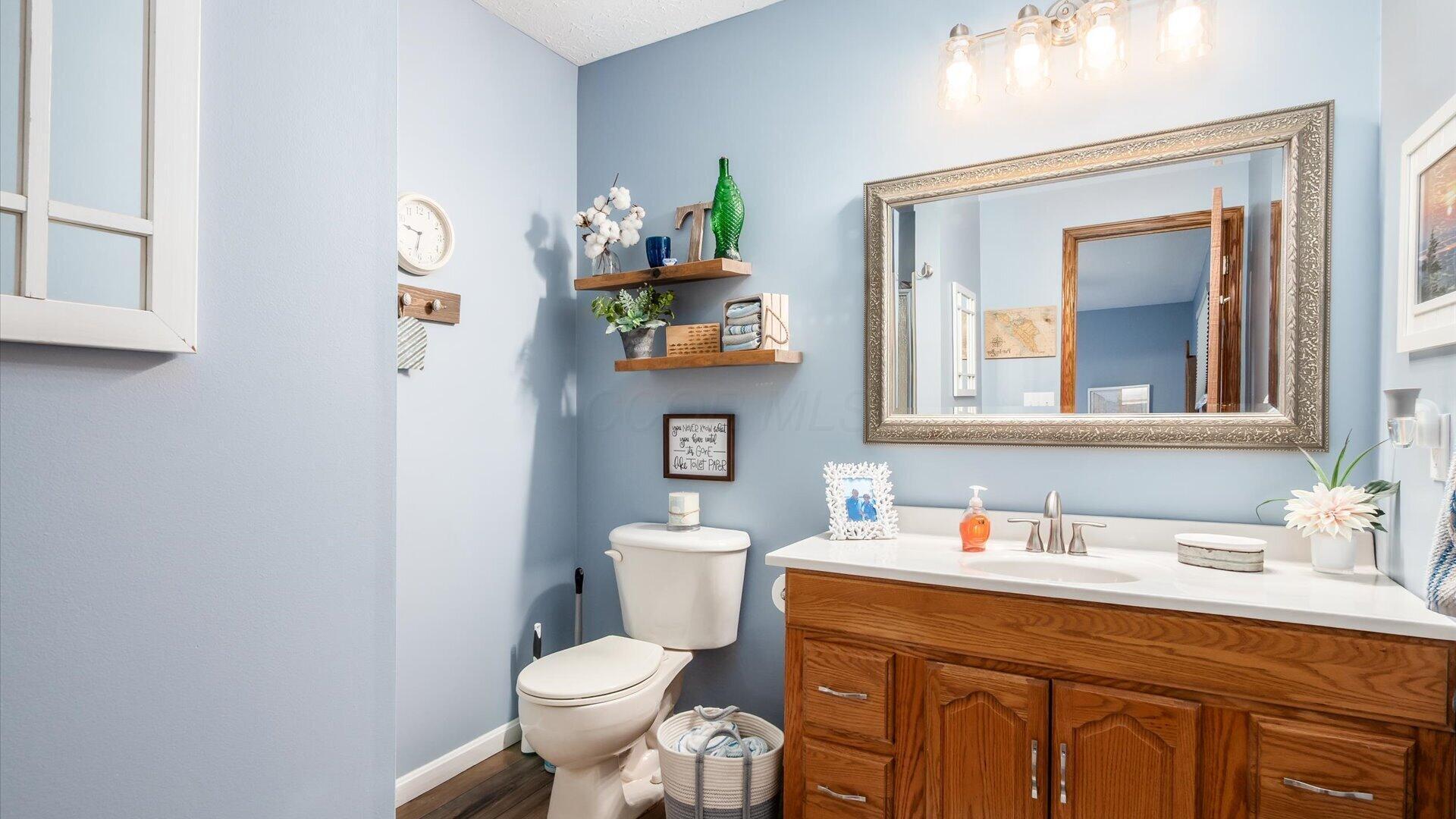 6625 S River Road Property Photo 23
