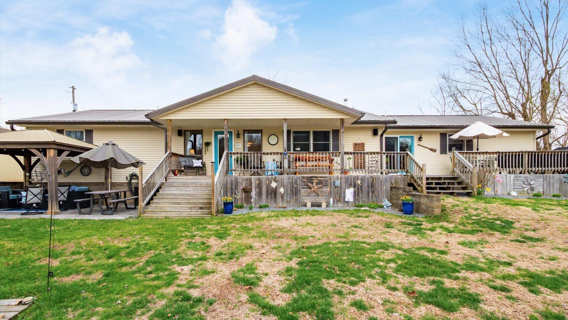 6625 S River Road Property Photo 32