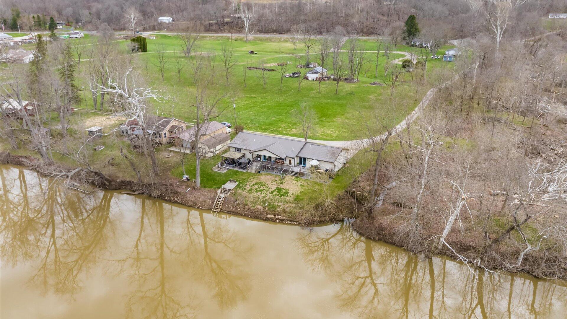 6625 S River Road Property Photo 62