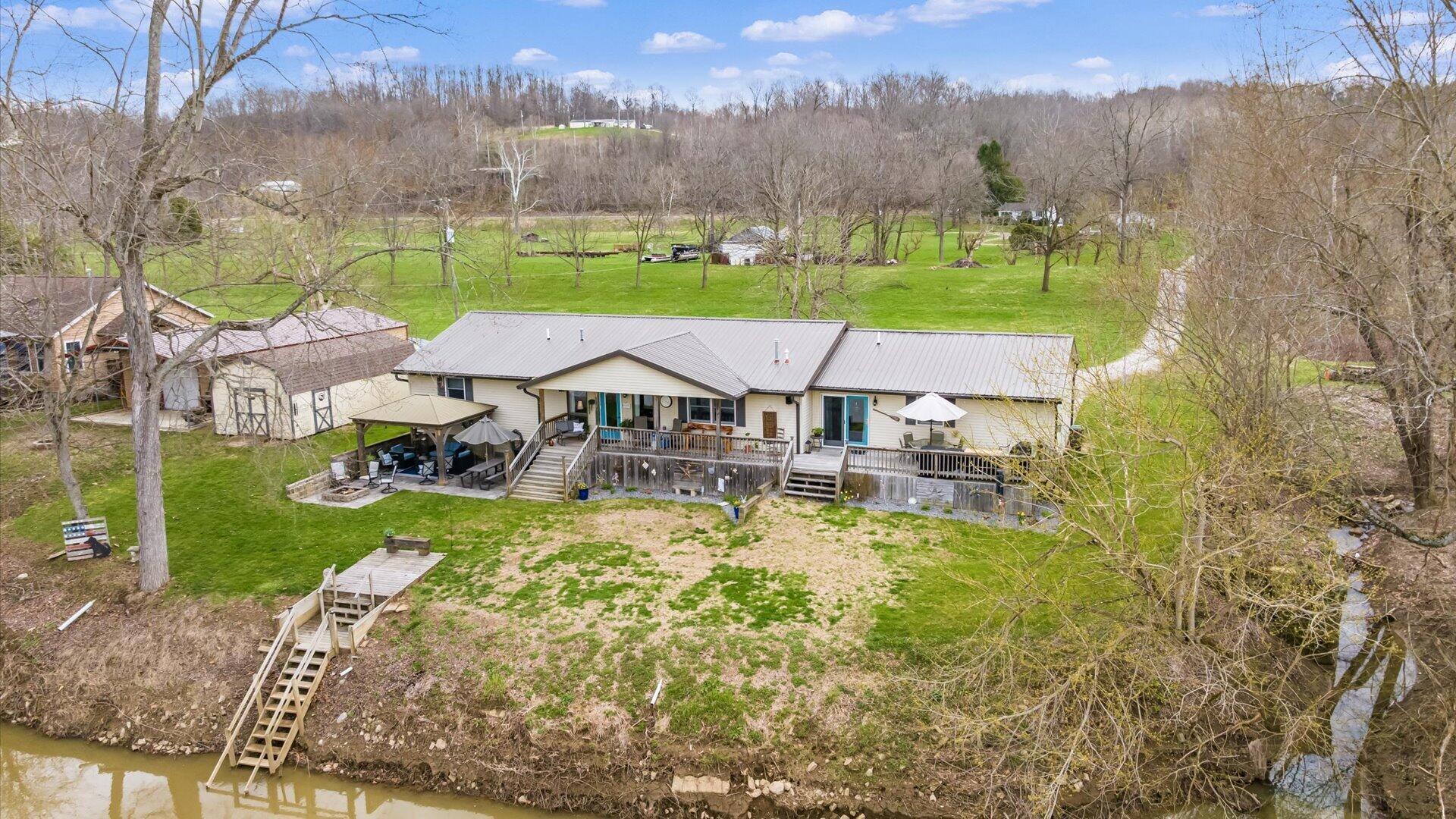 6625 S River Road Property Photo 63