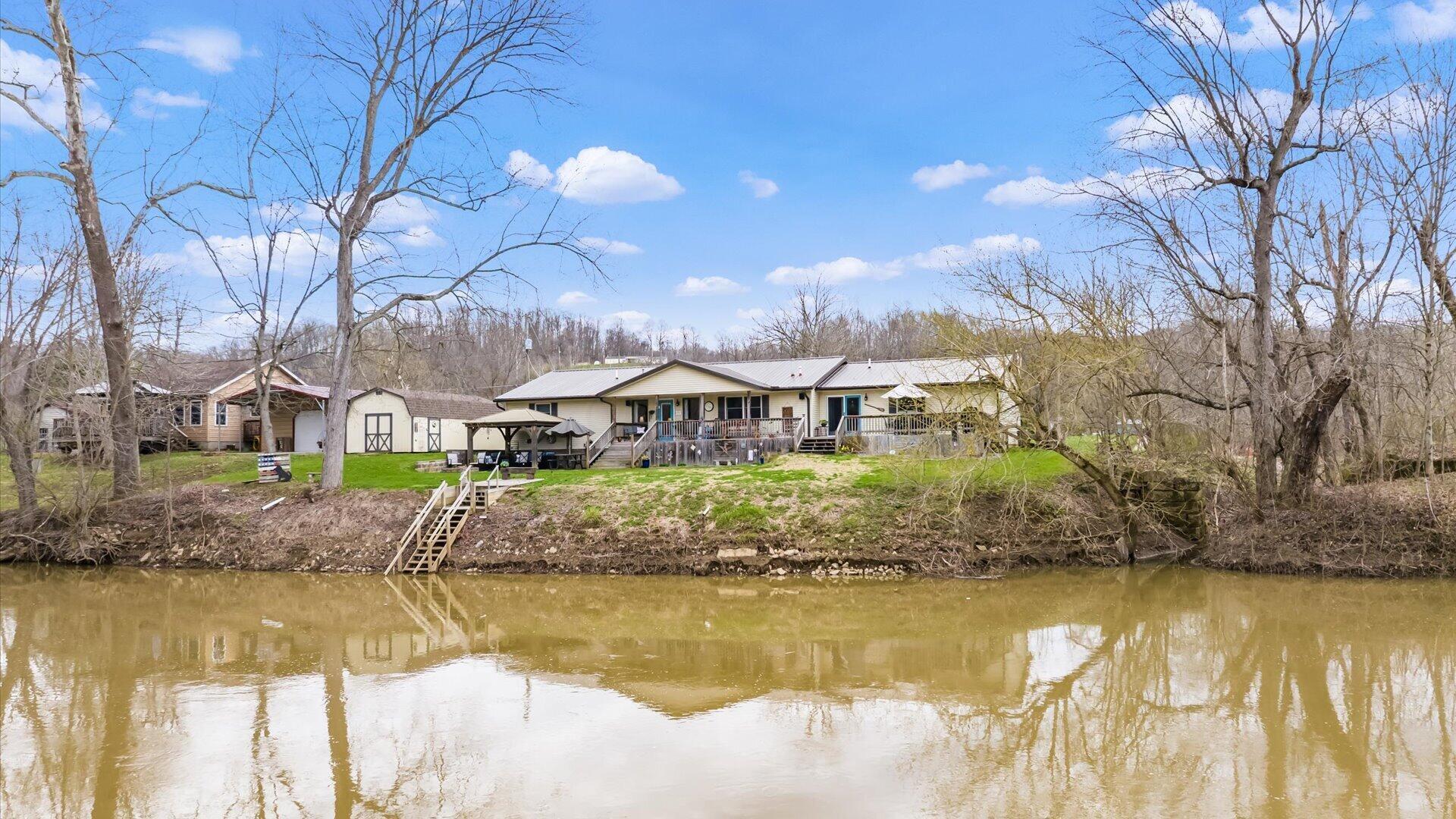 6625 S River Road Property Photo 64