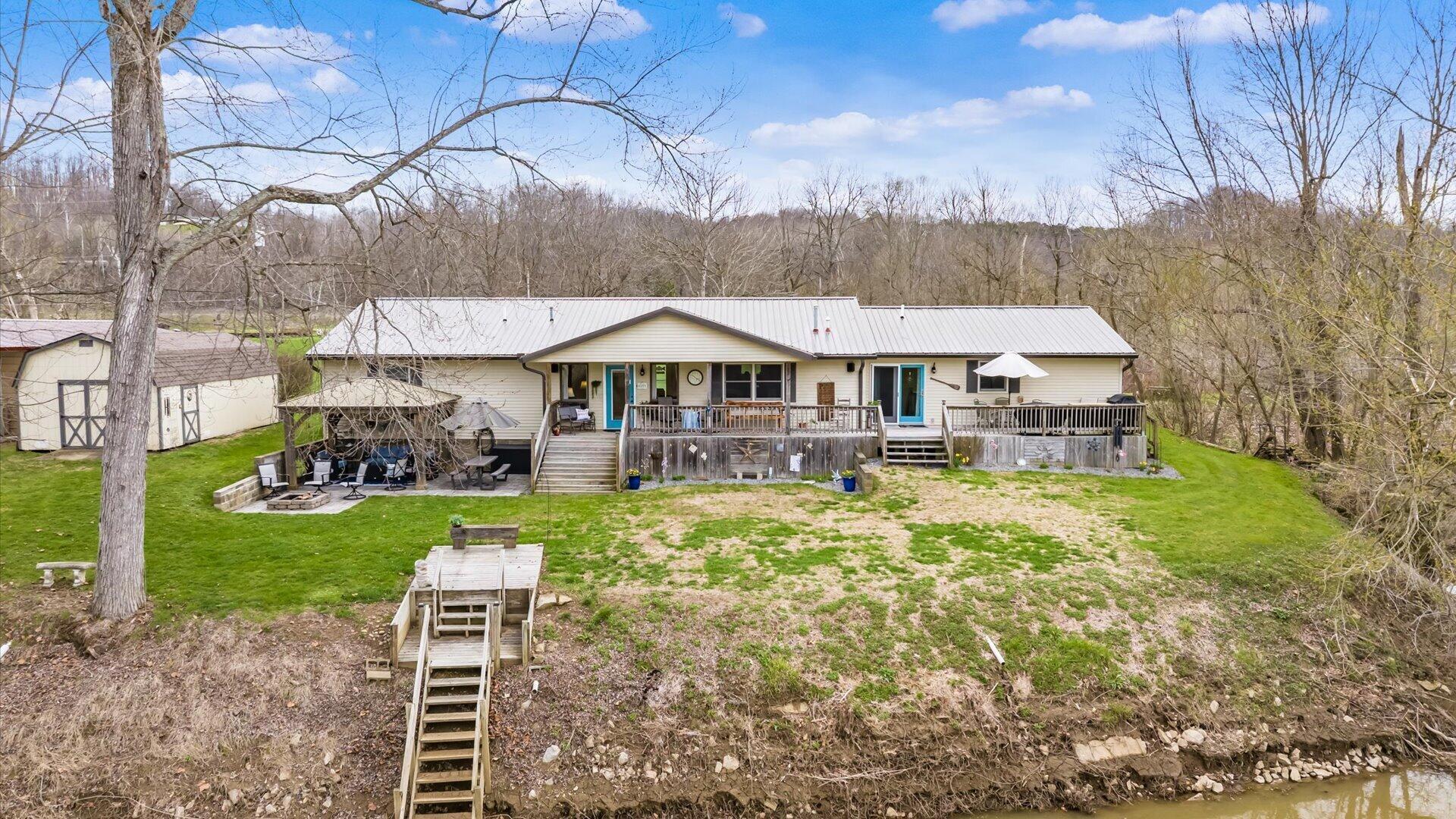 6625 S River Road Property Photo 65
