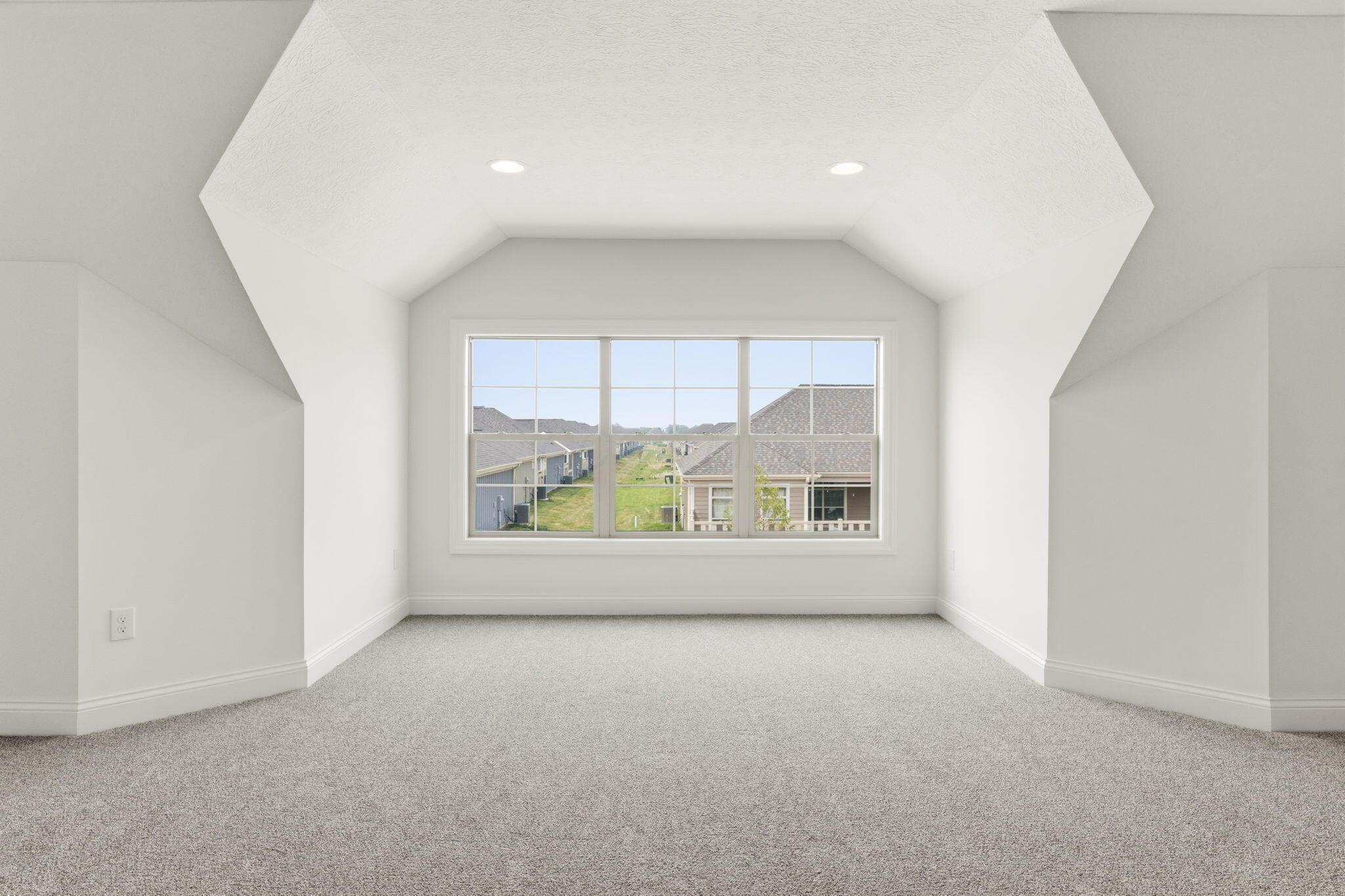 5621 Imperial Lane Property Photo 25