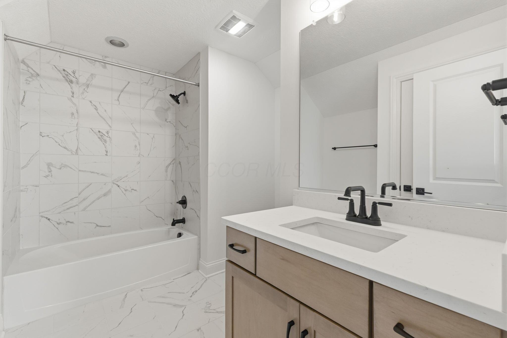 5621 Imperial Lane Property Photo 27
