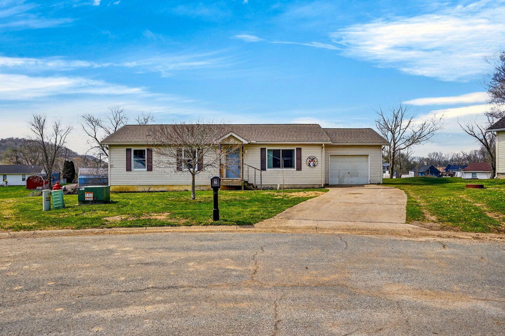 3 Willow Creek Road Property Photo 1