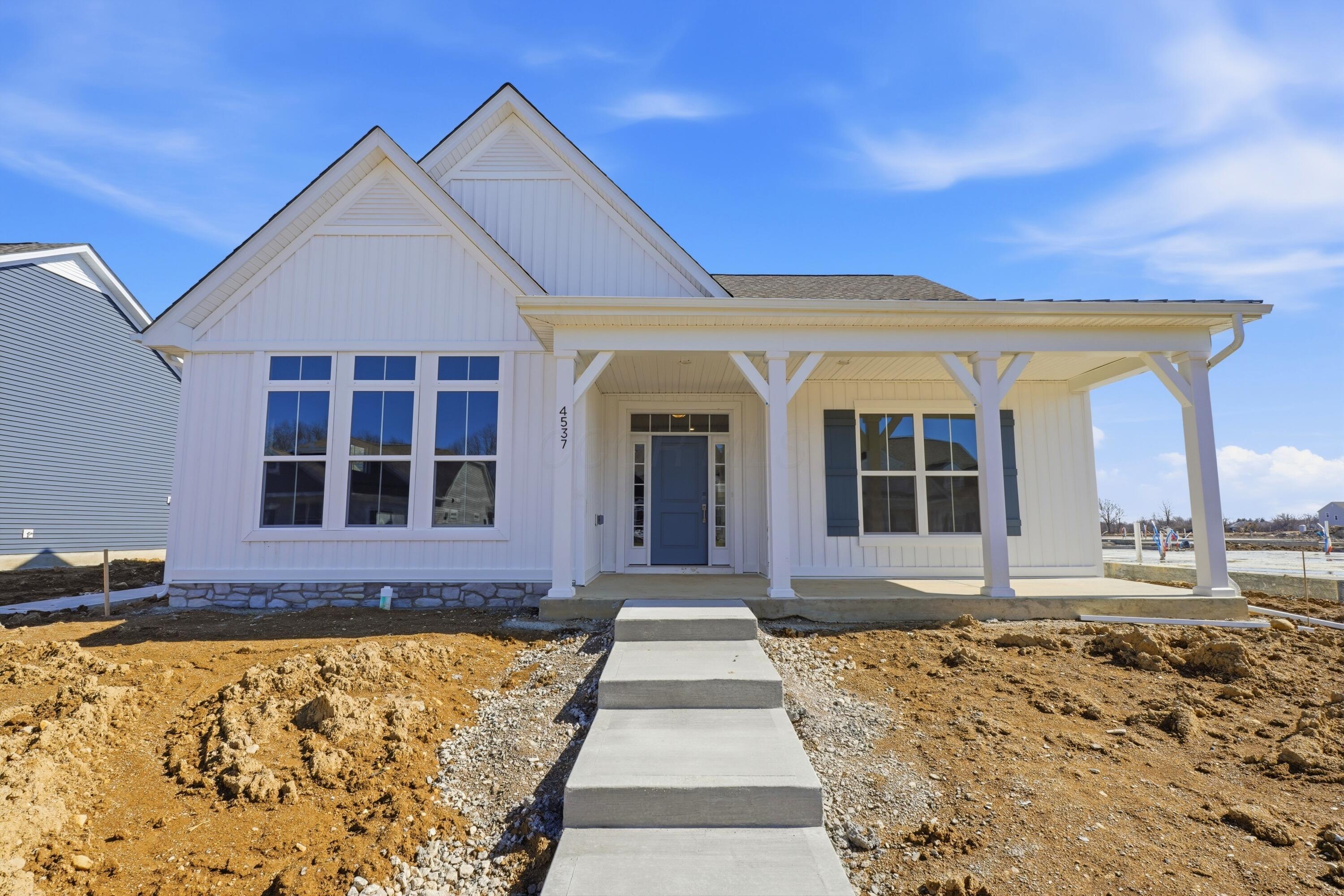 4537 Corsican Loop E Property Photo 1