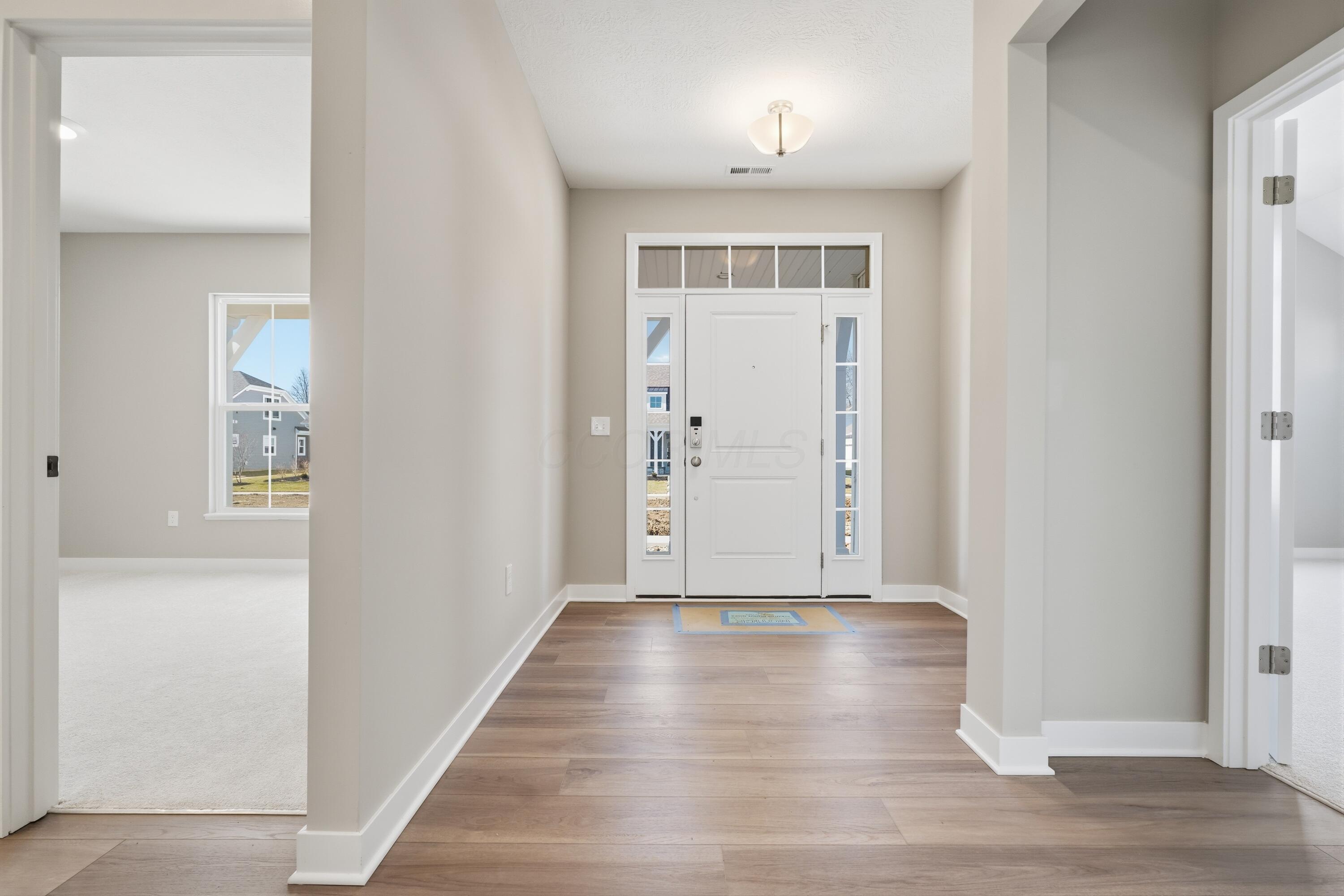 4537 Corsican Loop E Property Photo 6