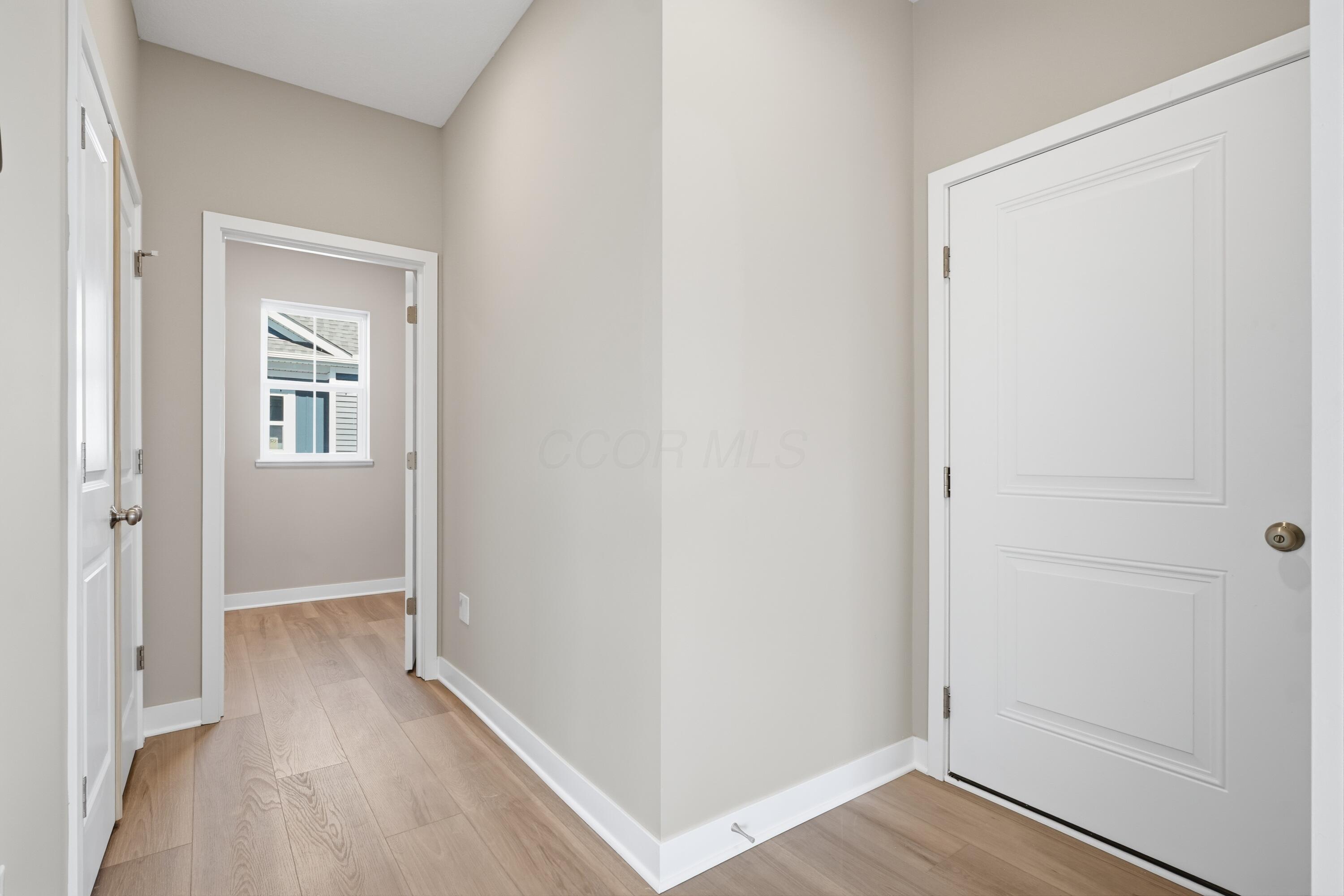 4537 Corsican Loop E Property Photo 8