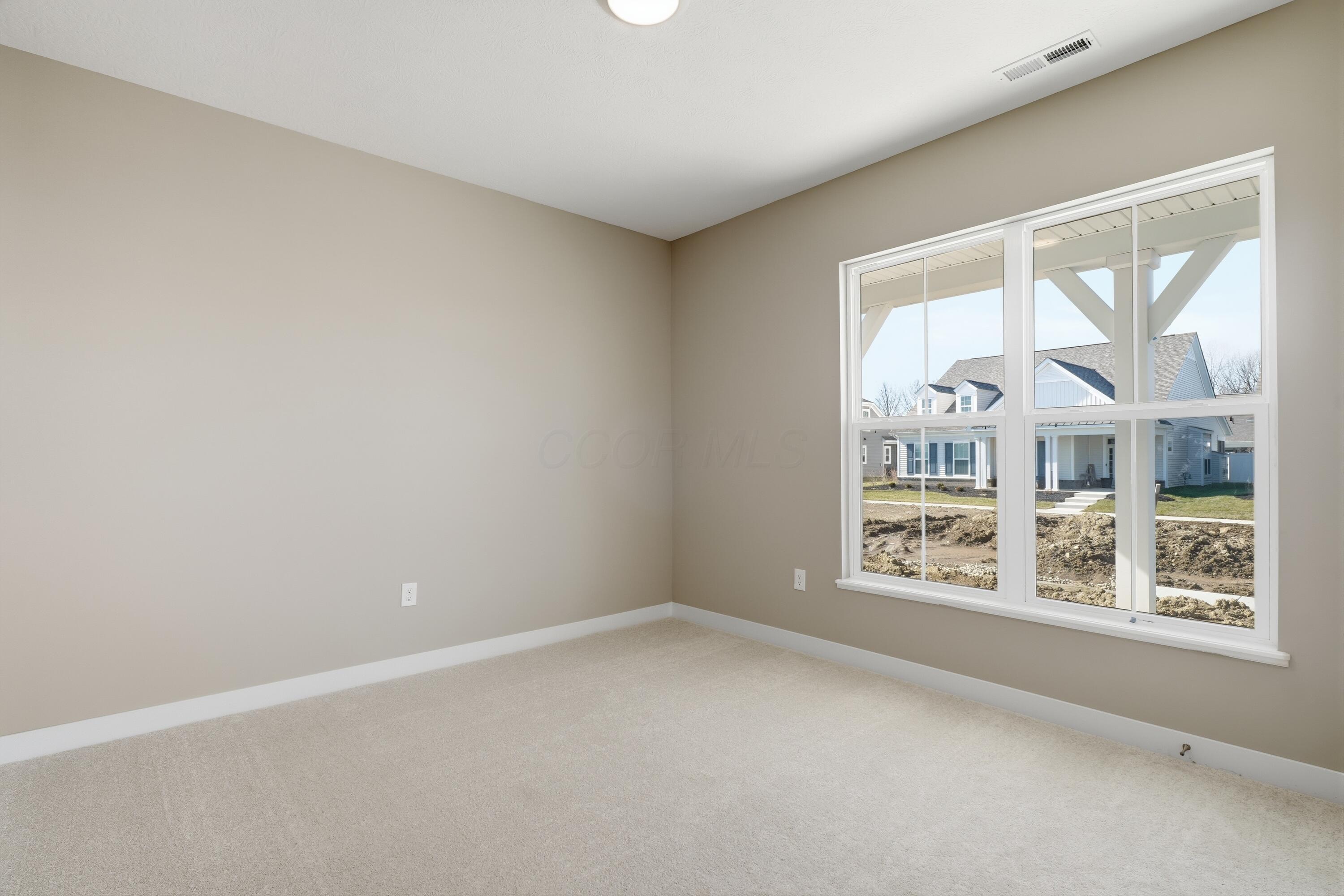 4537 Corsican Loop E Property Photo 13