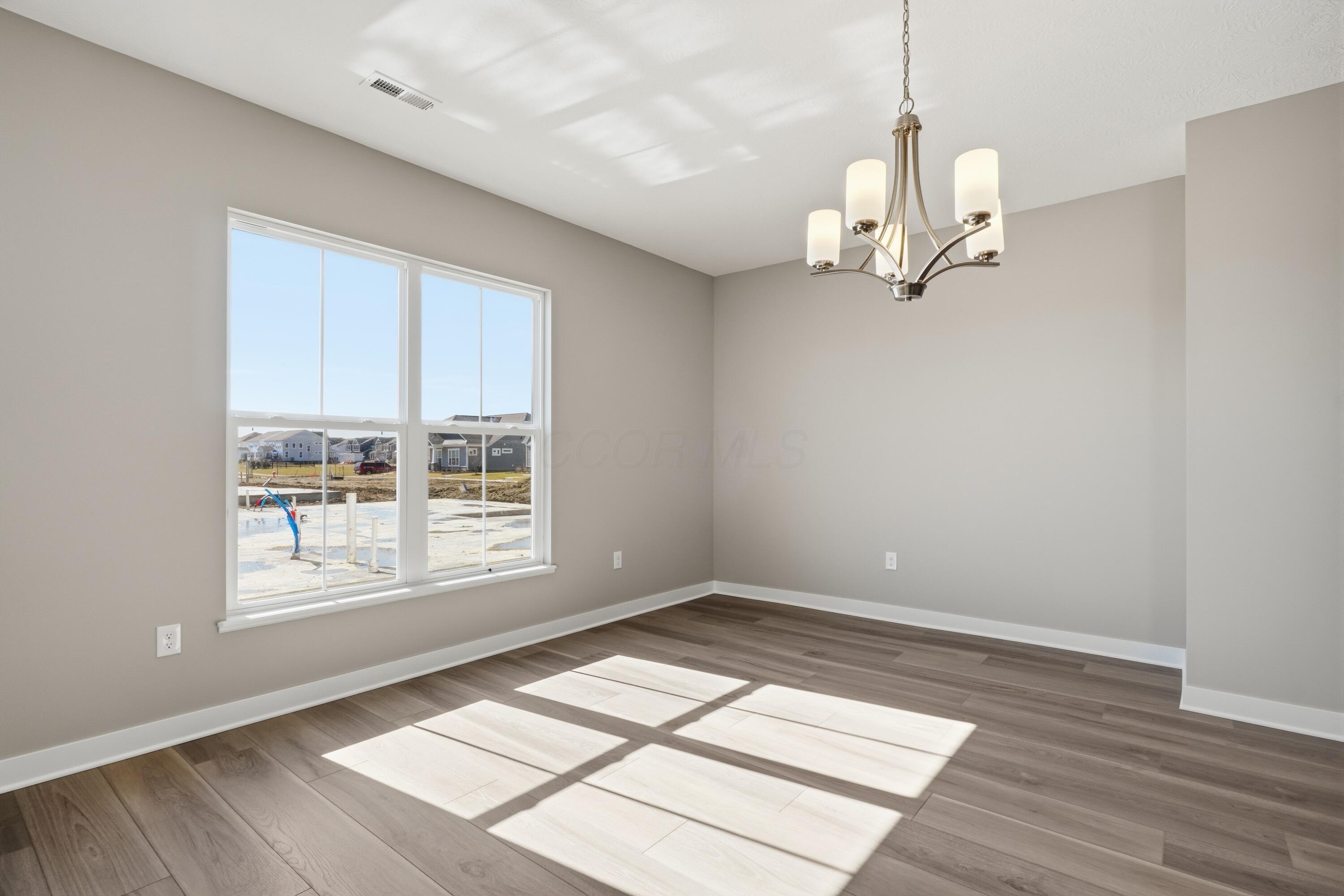4537 Corsican Loop E Property Photo 19