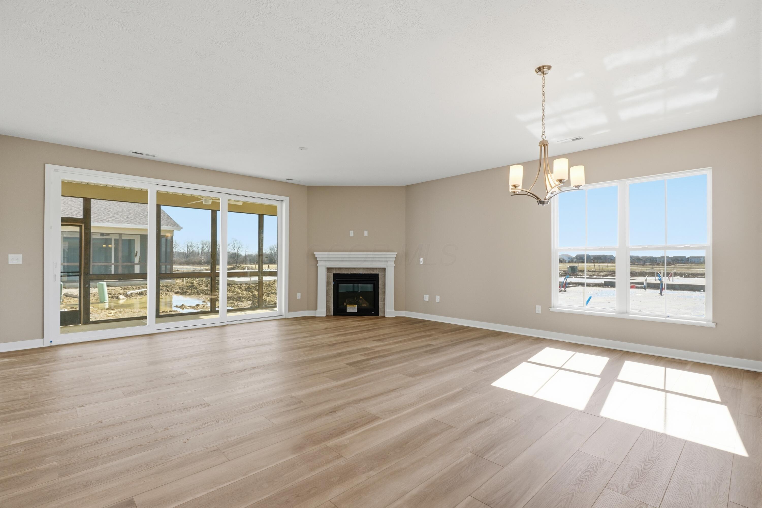 4537 Corsican Loop E Property Photo 22