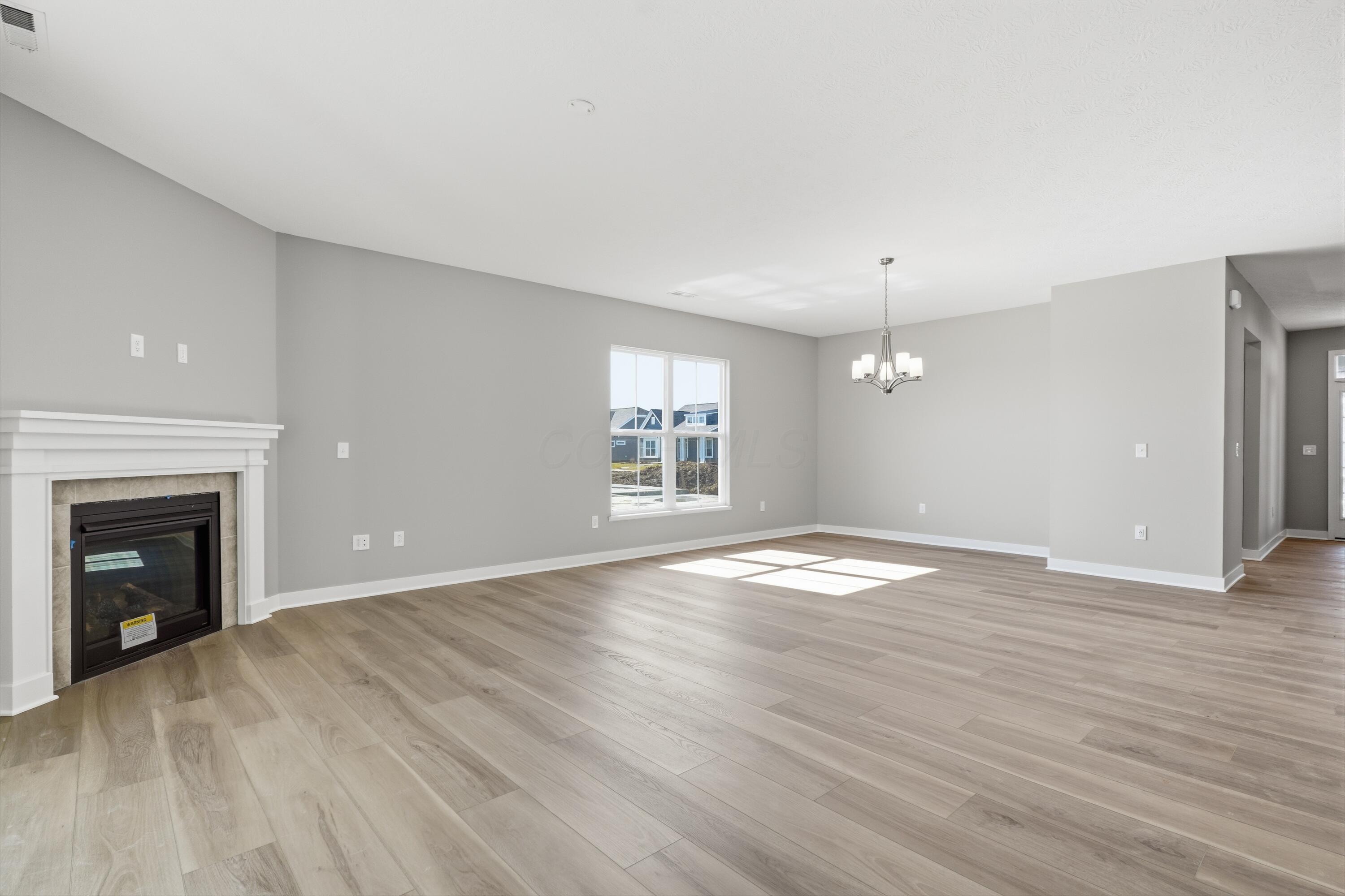 4537 Corsican Loop E Property Photo 23