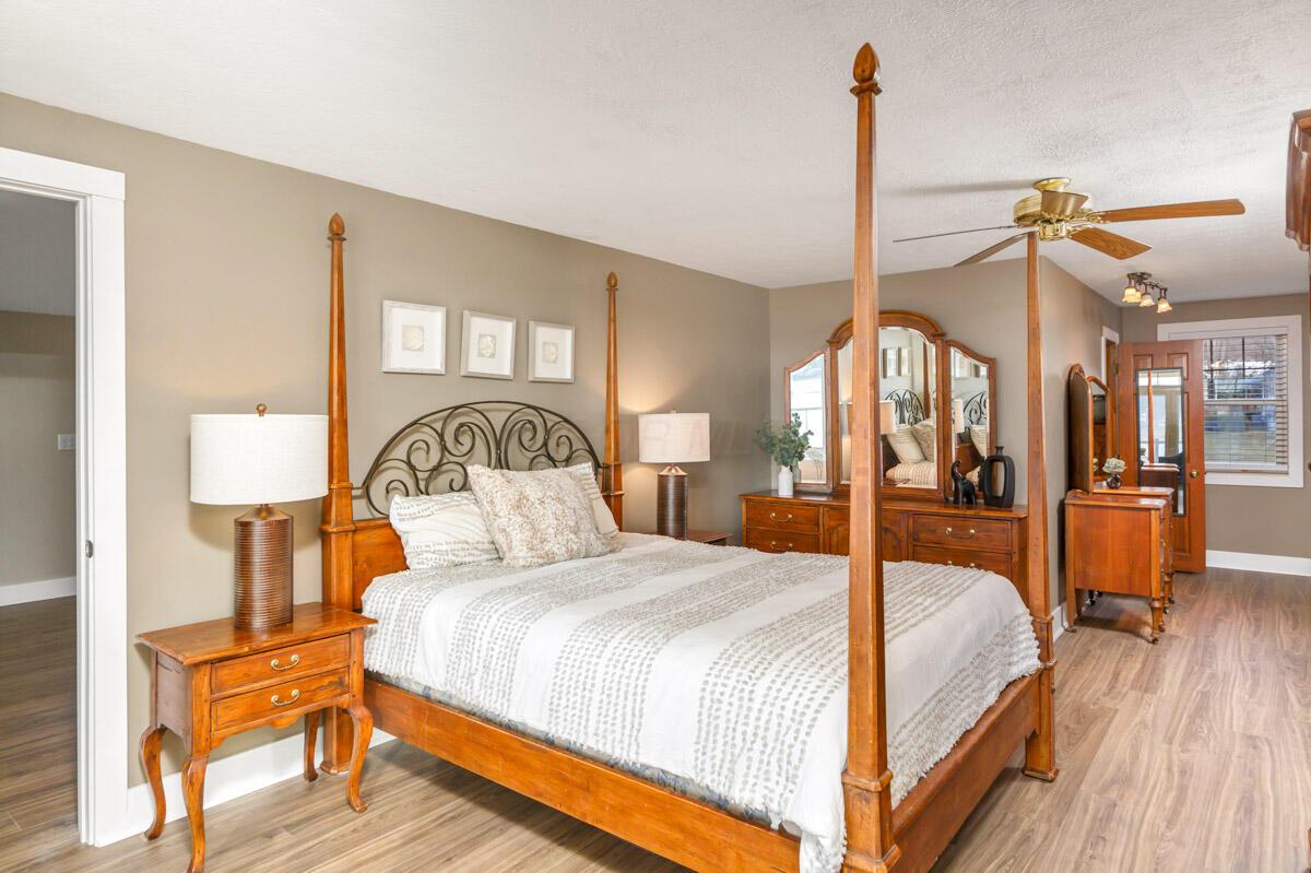 4053 Apple Valley Drive Property Photo 22