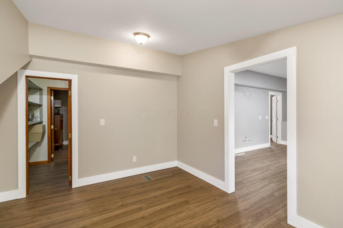 4053 Apple Valley Drive Property Photo 30