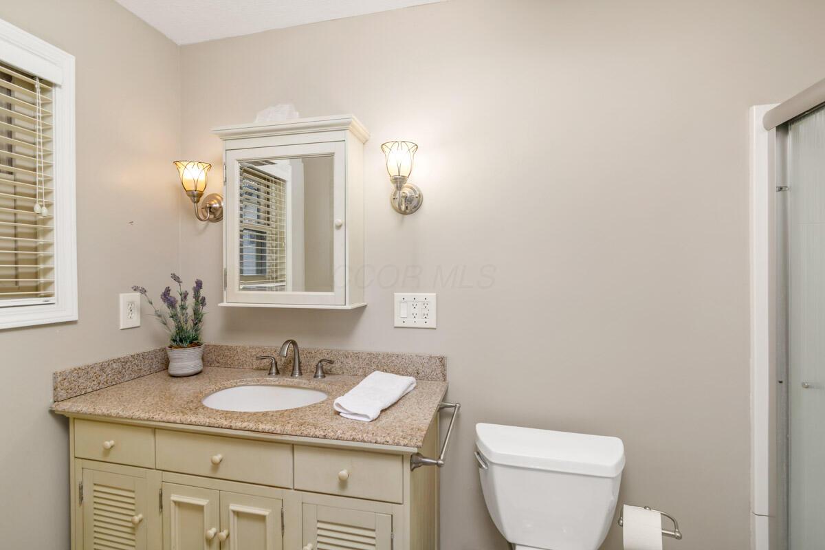4053 Apple Valley Drive Property Photo 38