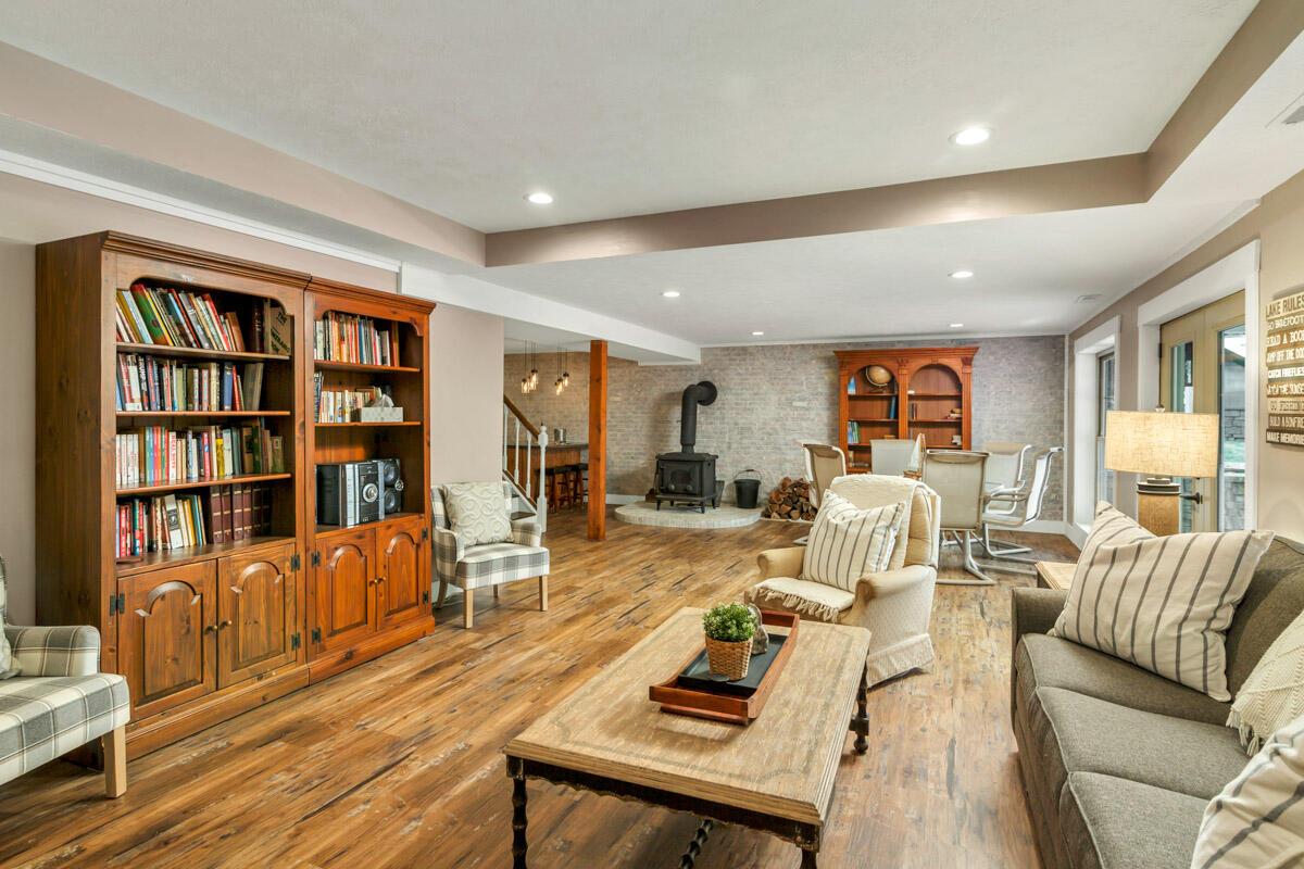 4053 Apple Valley Drive Property Photo 42