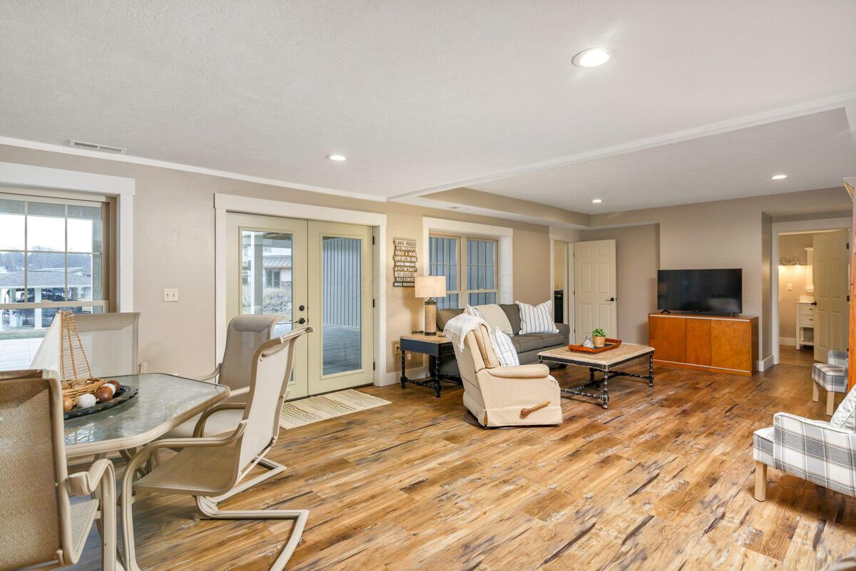 4053 Apple Valley Drive Property Photo 43