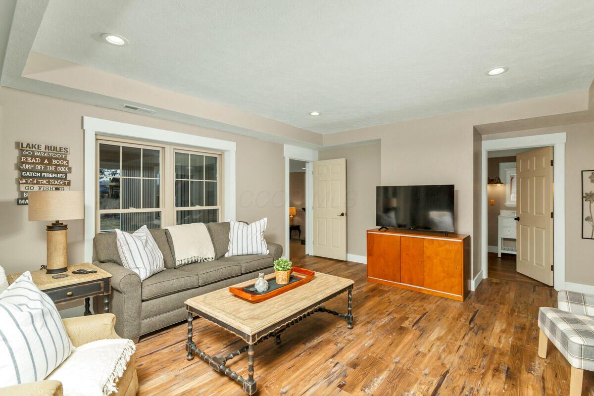 4053 Apple Valley Drive Property Photo 44