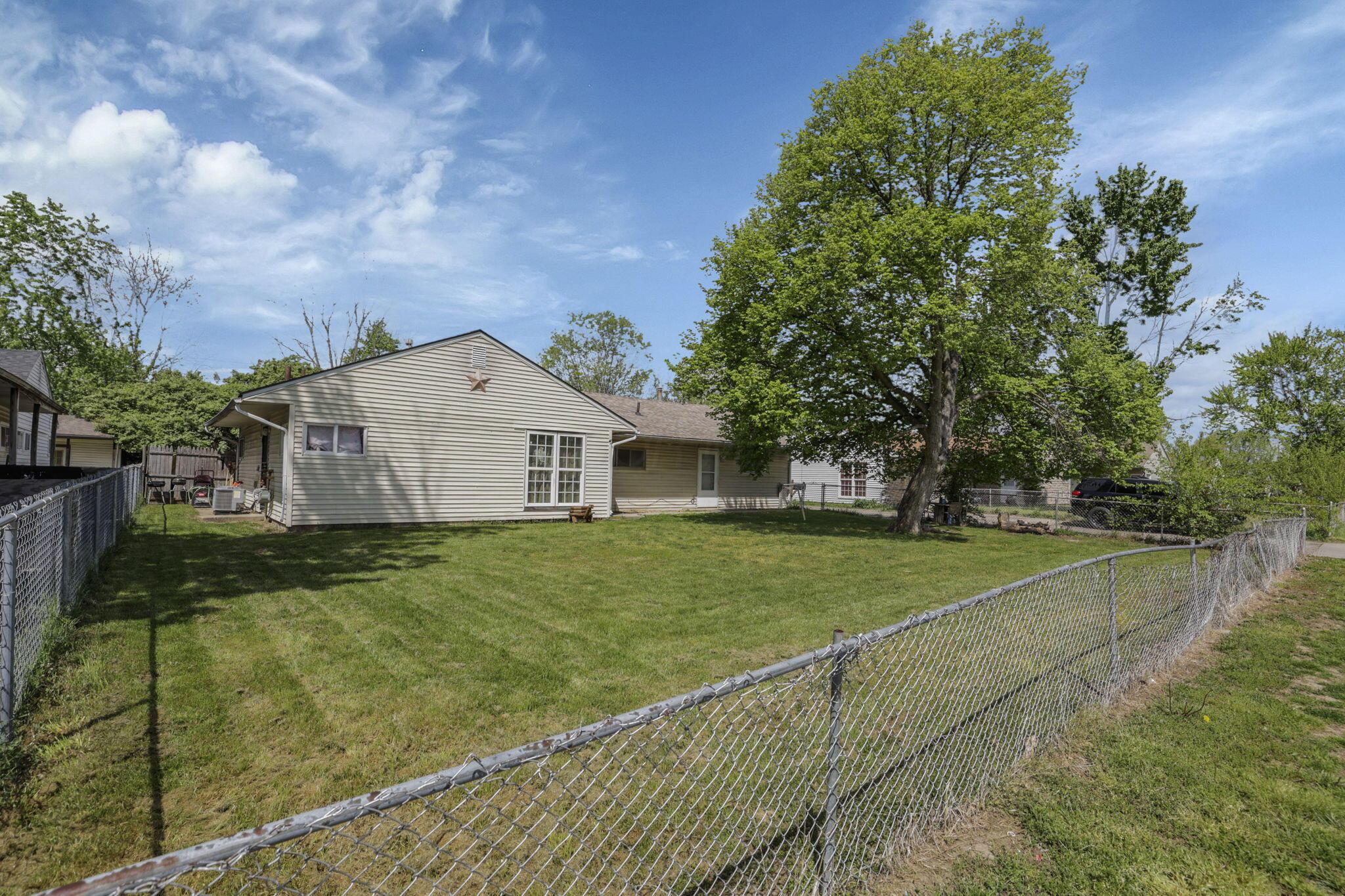 861 Derrer Road Property Photo 3