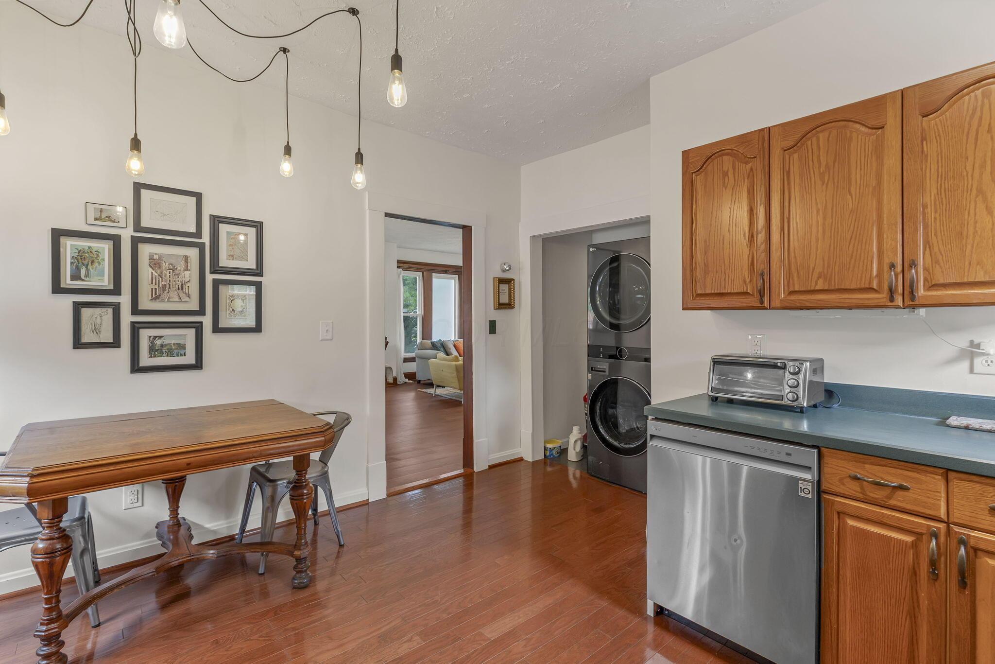 7487 E Main Street Property Photo 17