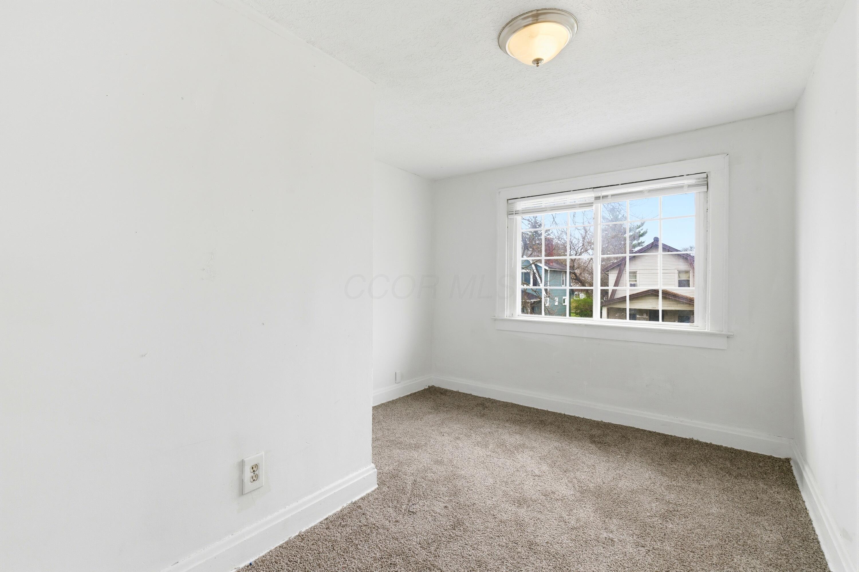 1266 E 22nd Avenue Property Photo 13