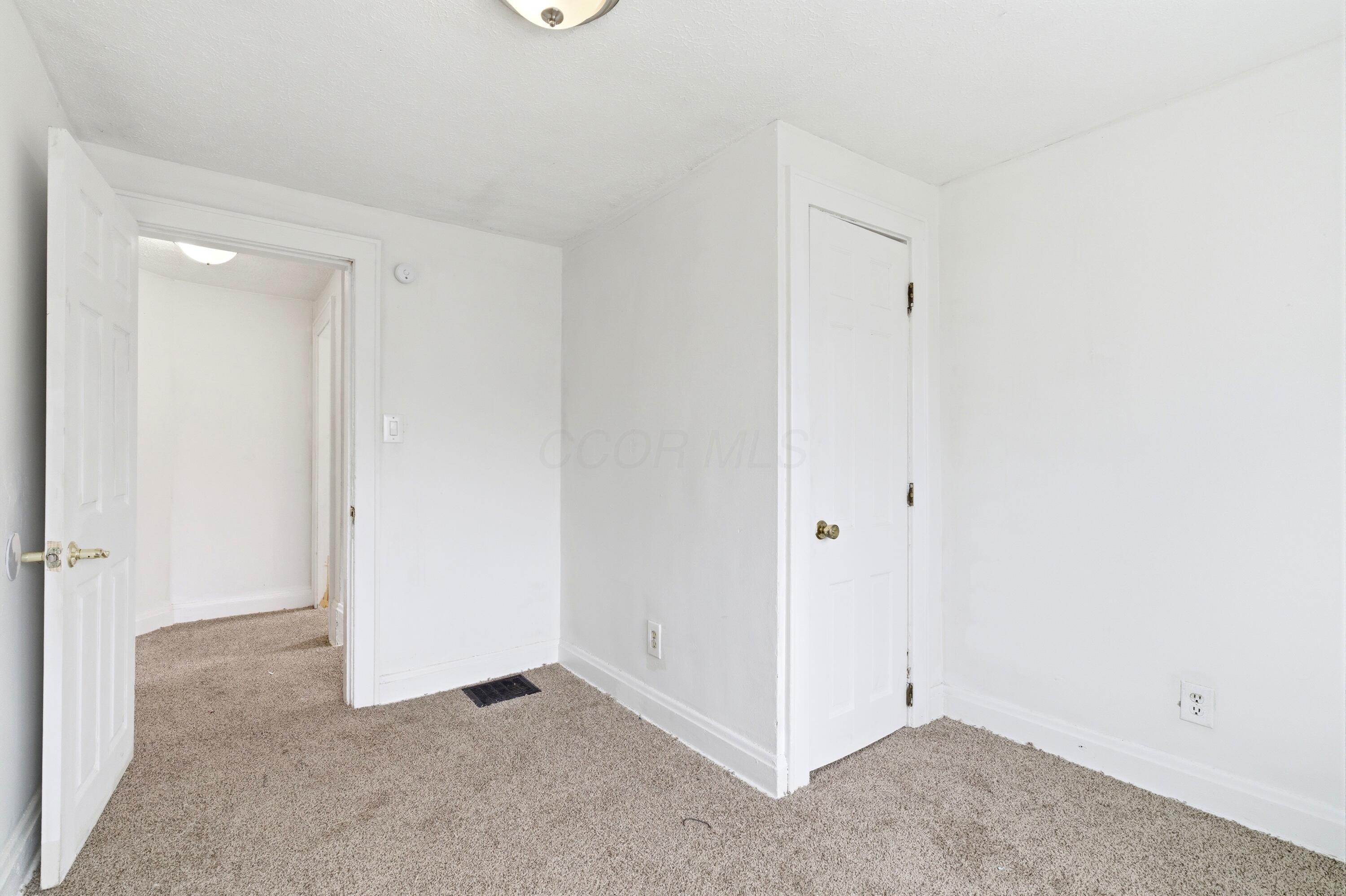 1266 E 22nd Avenue Property Photo 14