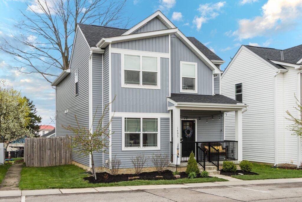 1495 Jackson Street Property Photo 1