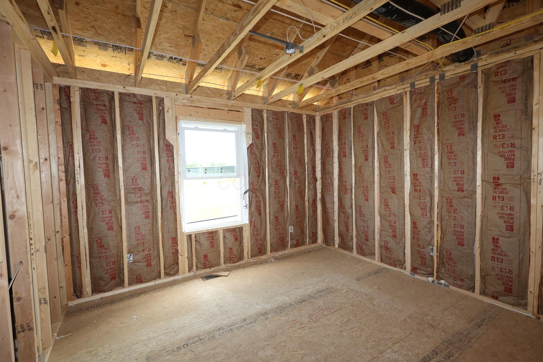 1494 Kenneth Drive Property Photo 2