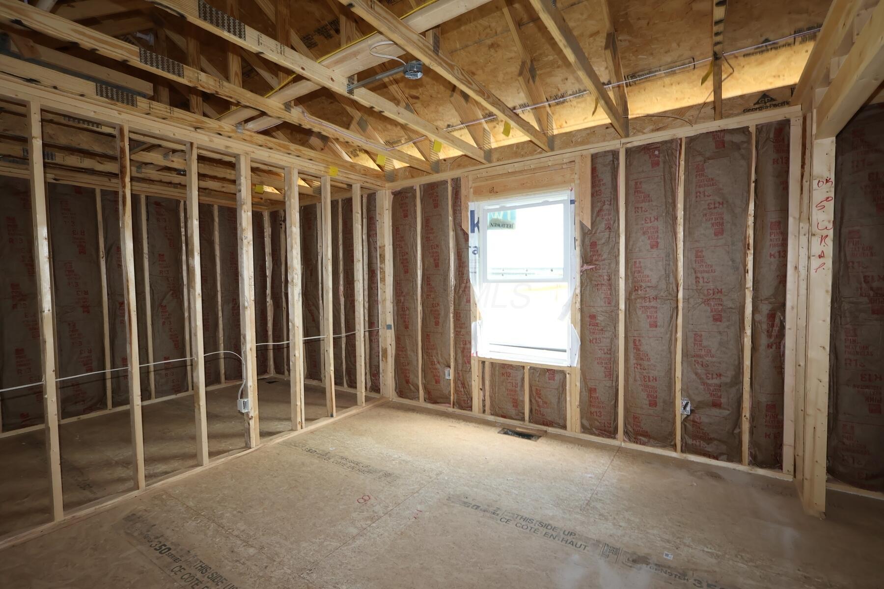 1494 Kenneth Drive Property Photo 3
