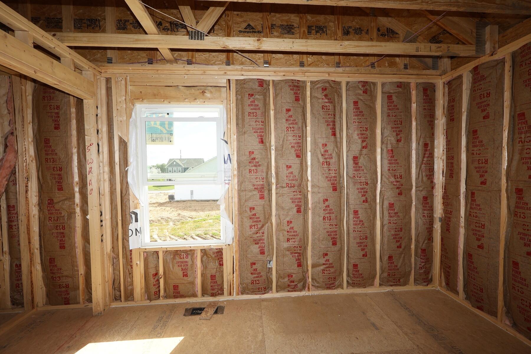1494 Kenneth Drive Property Photo 4