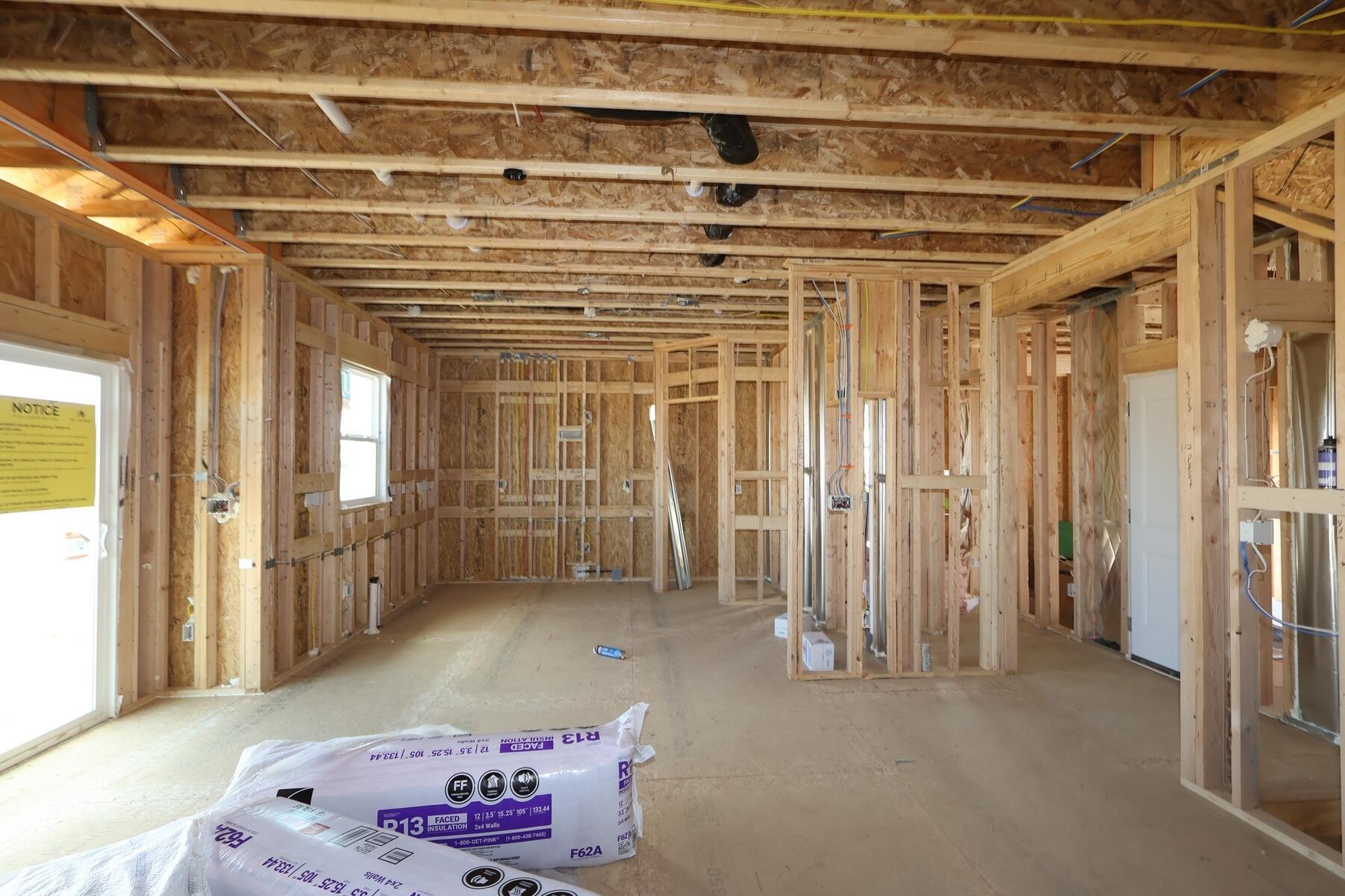 1494 Kenneth Drive Property Photo 5
