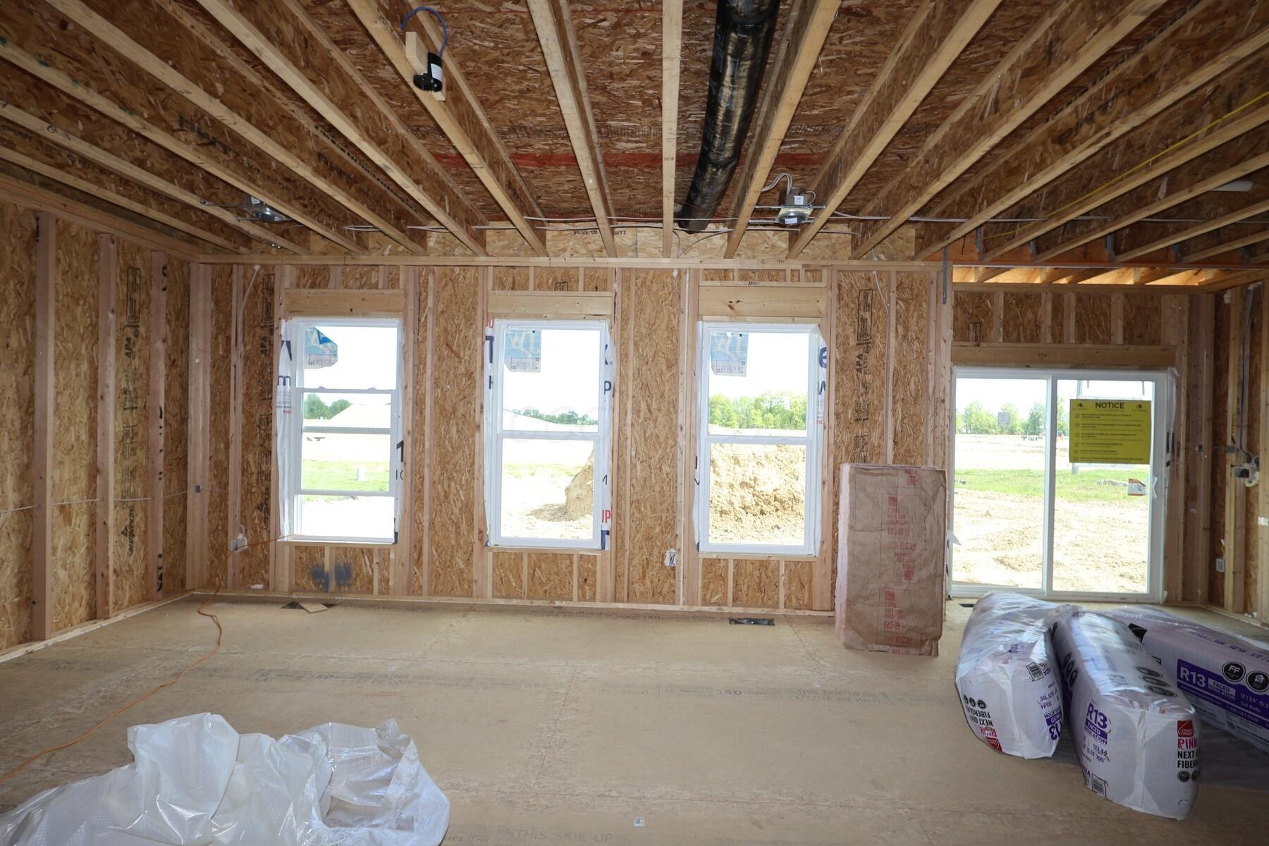 1494 Kenneth Drive Property Photo 6
